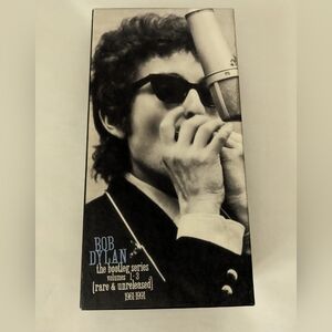 Dylan Men's (3) Cassette Box Set